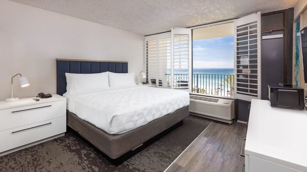 Holiday Inn Resort Panama City Beach by IHG - photo 153