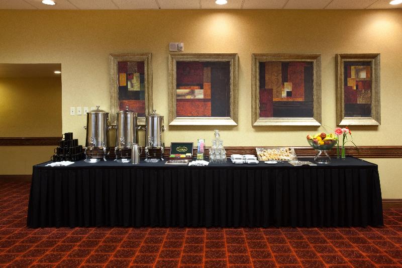 Crowne Plaza Denver Airport Convention Ctr an Ihg Hotel - photo 64