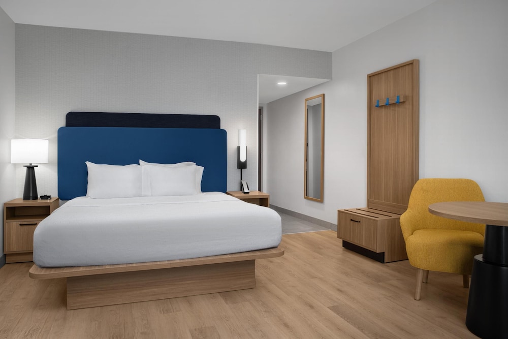 Hampton Inn & Suites Tupelo Barnes Crossing - photo 12