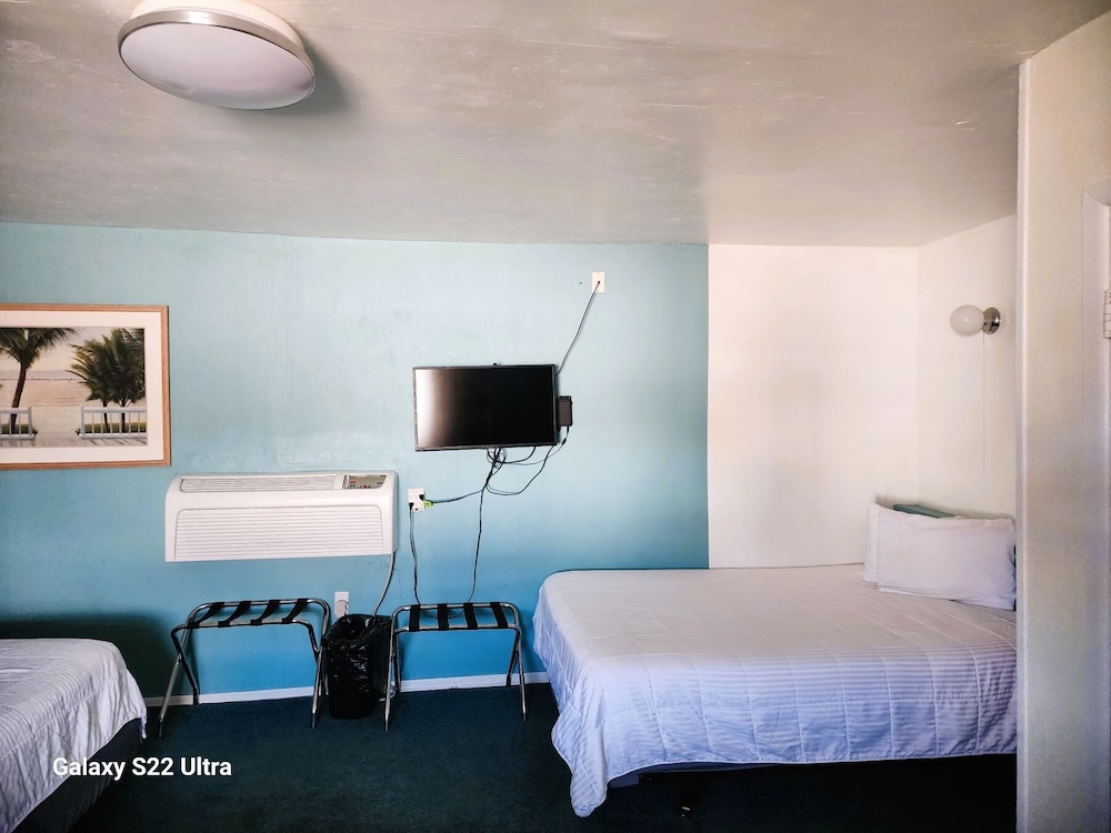 Rose's Motel - photo 32