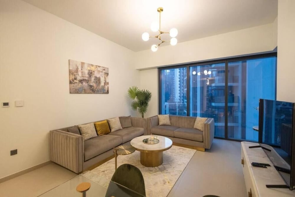 Mh Downtown Elegance 1 Bedroom Ref 7002 — 4-Star Luxury Hotel in Dubai, United Arab Emirates
