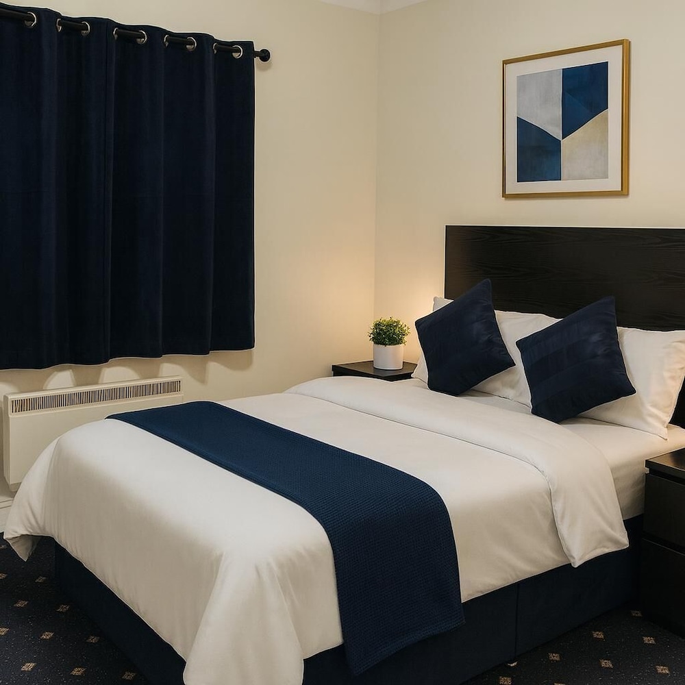 Trevelyan Hotel — Ilford