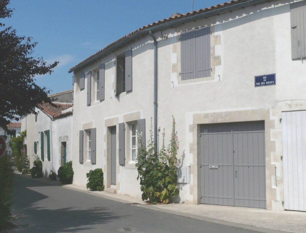 Maison Fleur de sel — 4-Star Luxury Hotel in Le Bois-Plage-En-Re, France