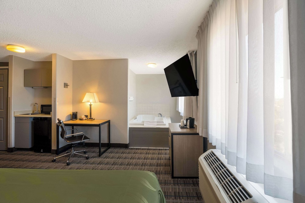Quality Inn Denver Northeast Brighton - photo 24