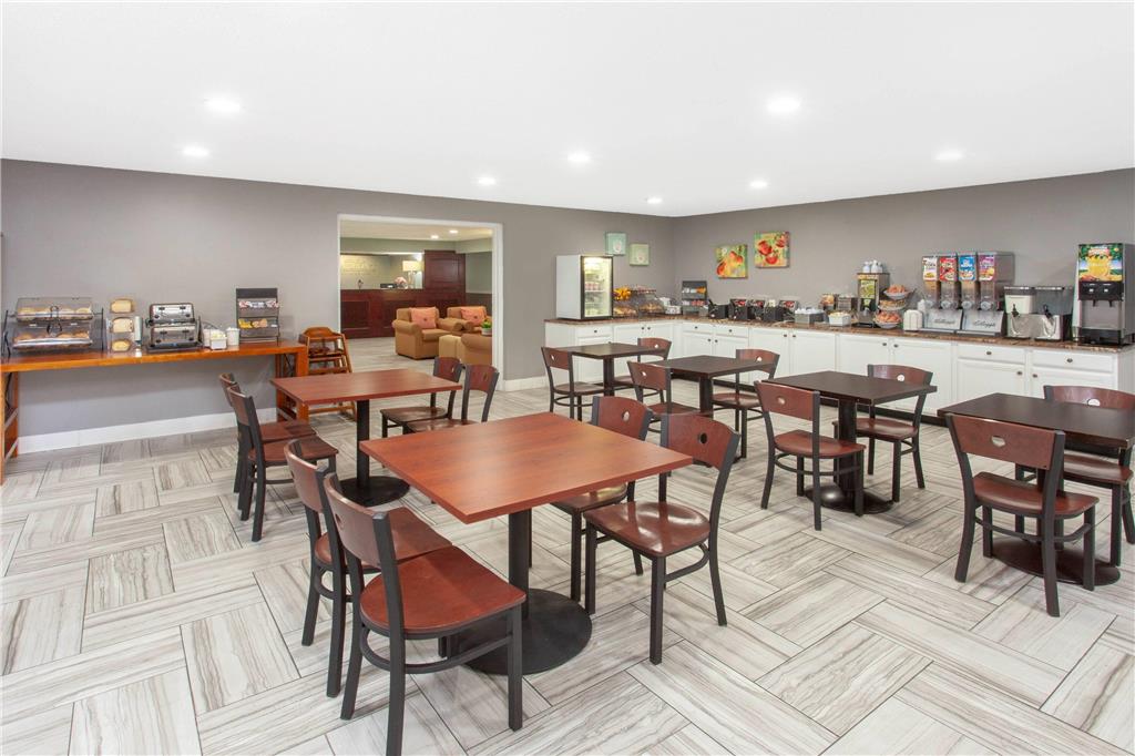 Baymont by Wyndham Grand Haven - photo 21