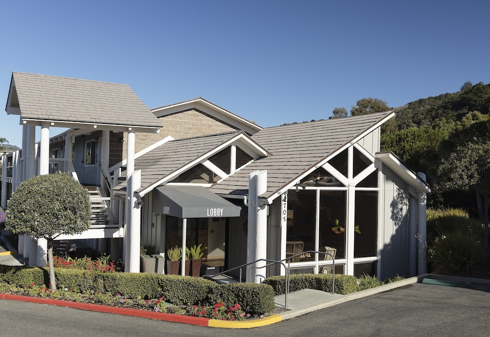 Spyglass Inn - photo 30