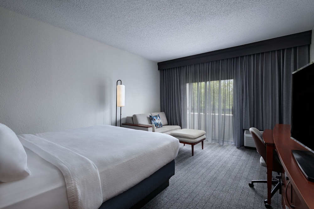 Courtyard by Marriott San Antonio Downtown Market Square - photo 9