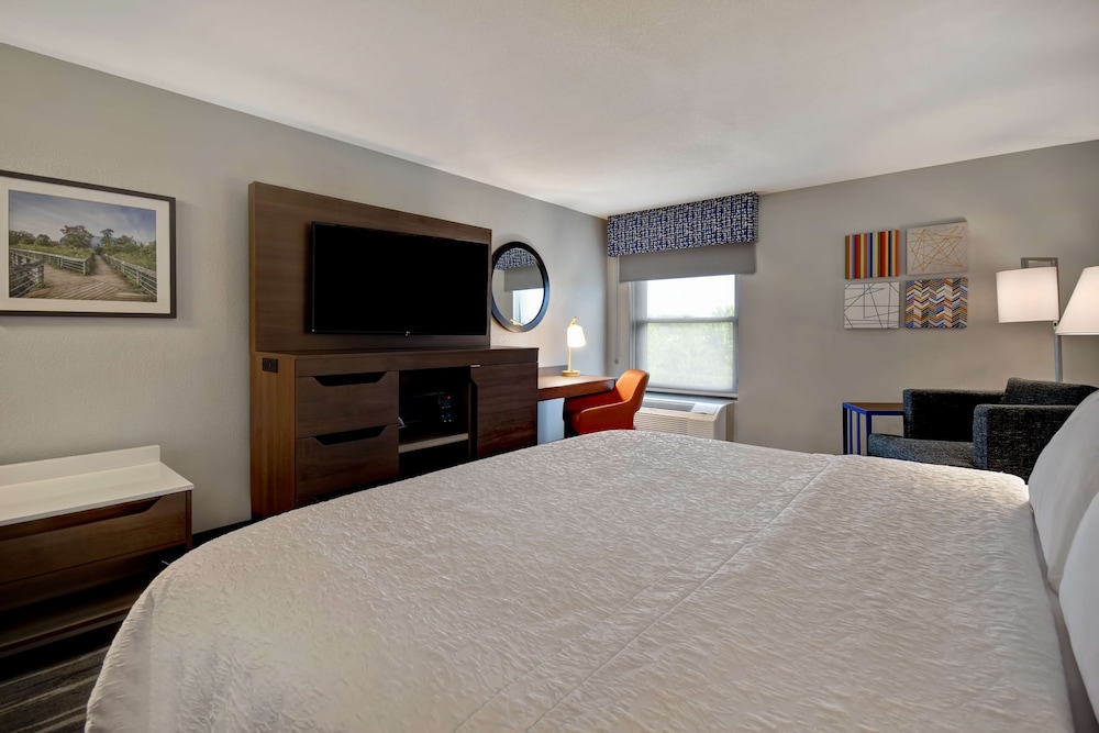 Hampton Inn Potomac Mills Woodbridge - photo 9