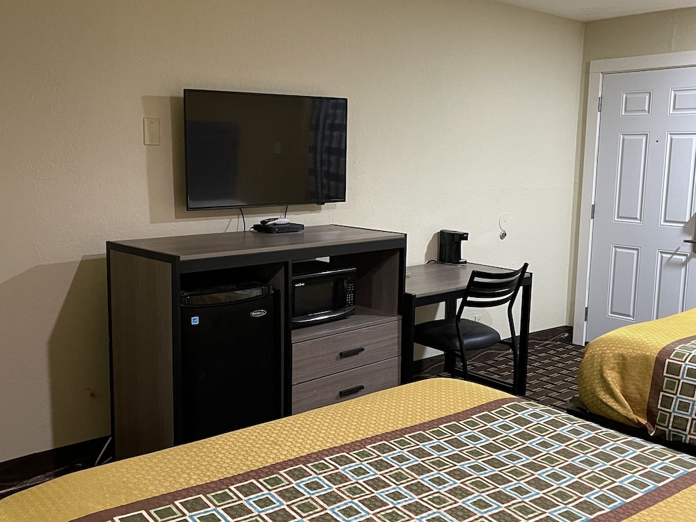 Americas Best Value Inn Alexandria - photo 6