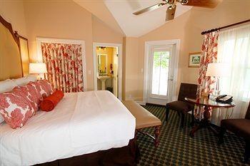 La Mer Hotel & Dewey House - photo 9