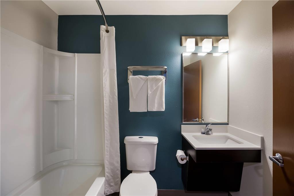 WoodSpring Suites Orlando West Clermont - photo 25