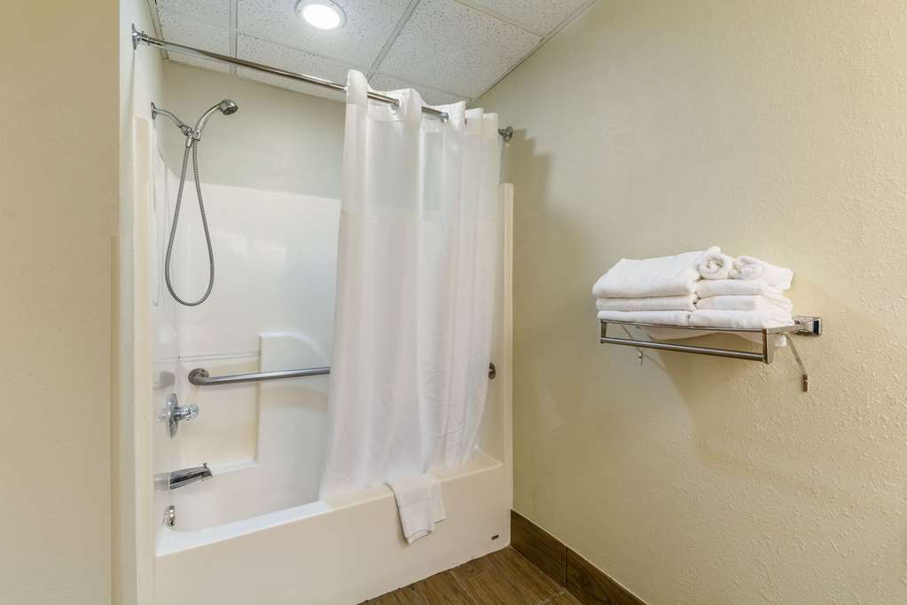 Quality Inn & Suites Southport - photo 22