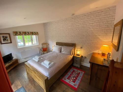 Nightjar - carbon neutral hotel in Unknown City