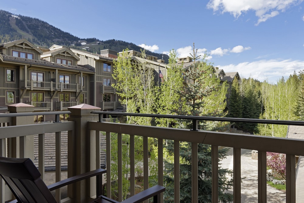 Four Seasons Resort Jackson Hole - photo 17