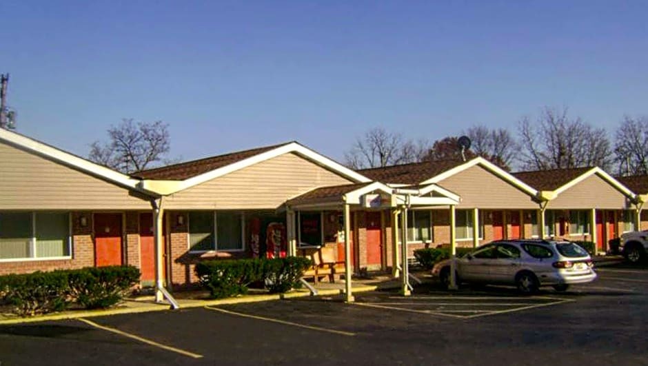 Tiffin Motel - photo 19