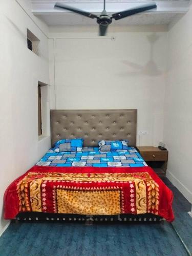 Somit Warm Welcomes — Varanasi — photo 4