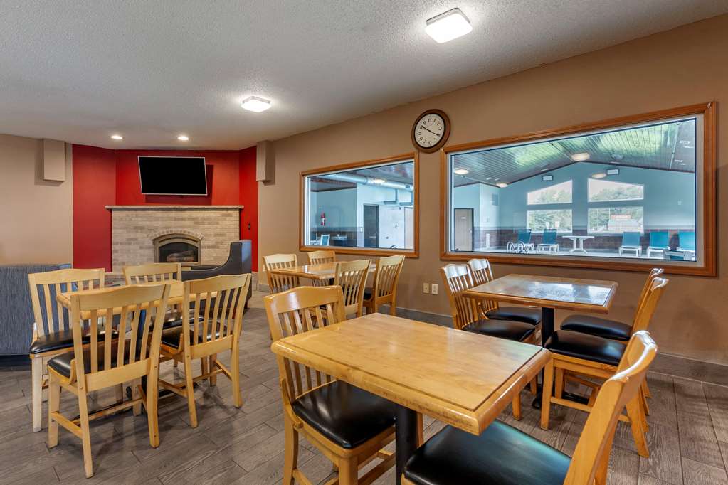 Quality Inn Redgranite - photo 34