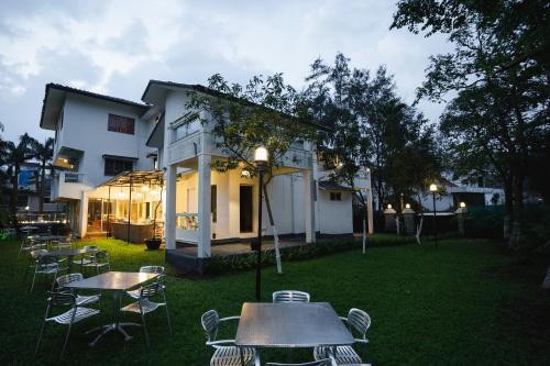 Villas By Hangout — 4-Star Luxury Hotel in Pune, India