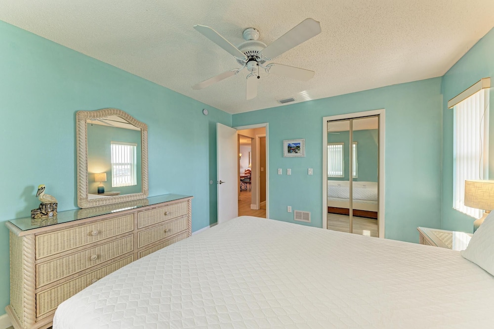 Beach Palms 6B by Anna Maria - photo 13