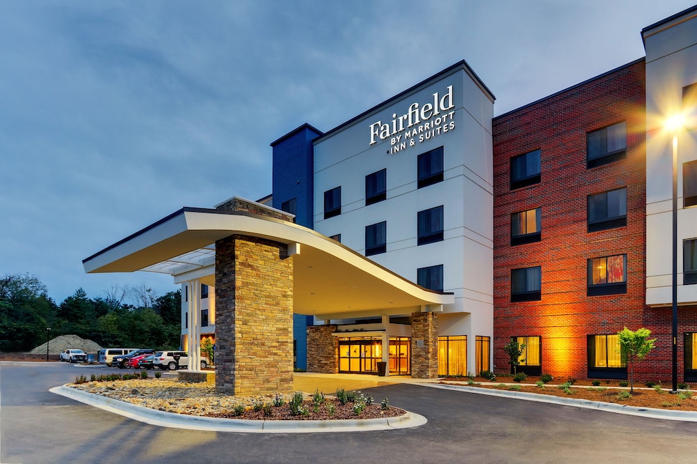 Fairfield Inn & Suites by Marriott Asheville Weaverville - photo 40