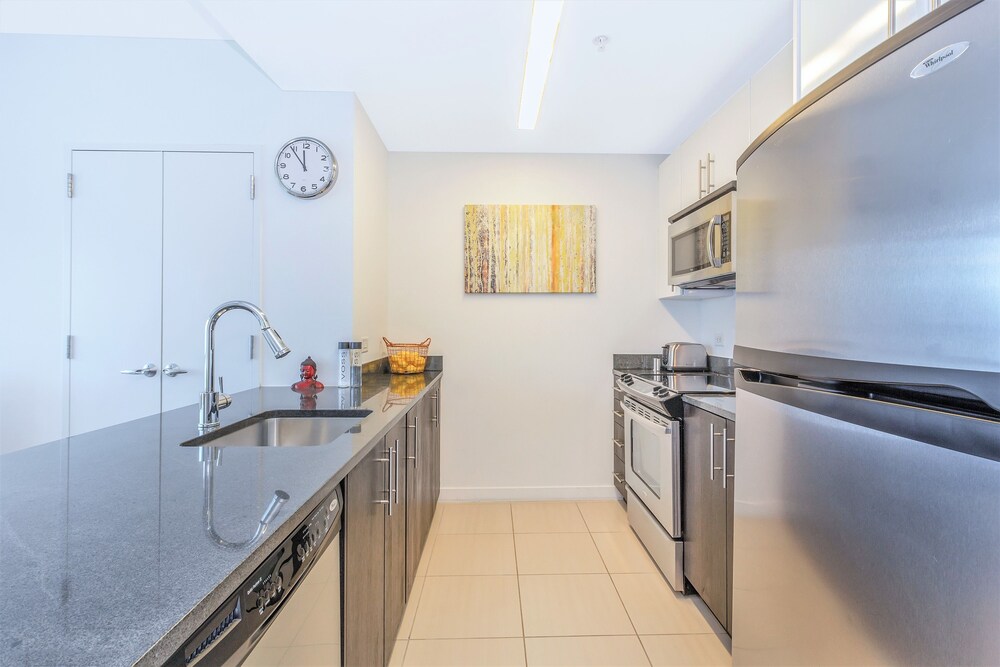 Dharma Home Suites JC at Paulus Hook - photo 20