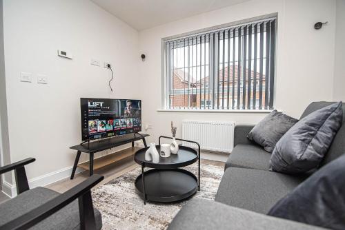 Solid Mirror Modern Riverside Home Doncaster — 4-Star Luxury Hotel in Doncaster, United Kingdom