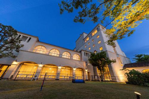 Garden Hotel Hanayo in Wakayama, Japan