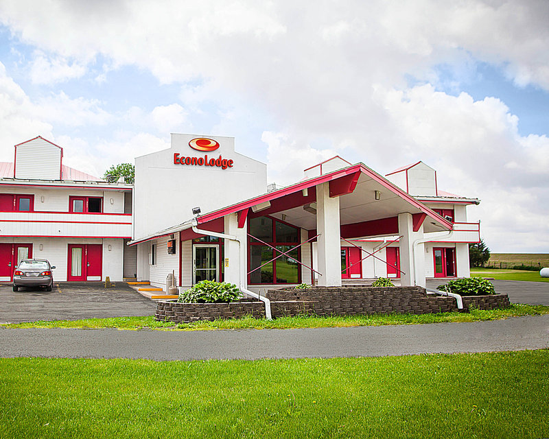 Econo Lodge West Liberty pet-friendly hotel West Liberty