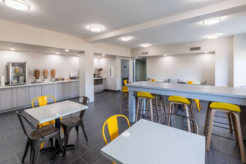 Microtel Inn & Suites by Wyndham Bossier City - photo 63