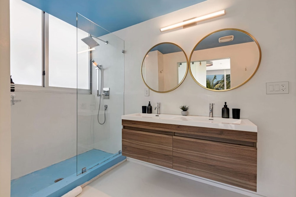 Roami at 250 Collins - photo 105