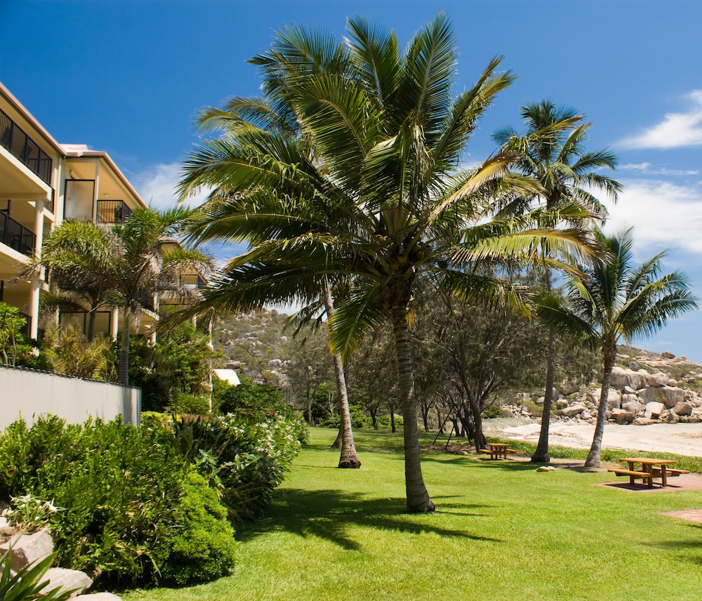 Rose Bay Resort in Bowen, Australia