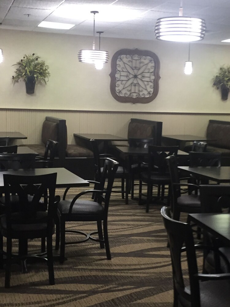 Breckinridge Inn - photo 28