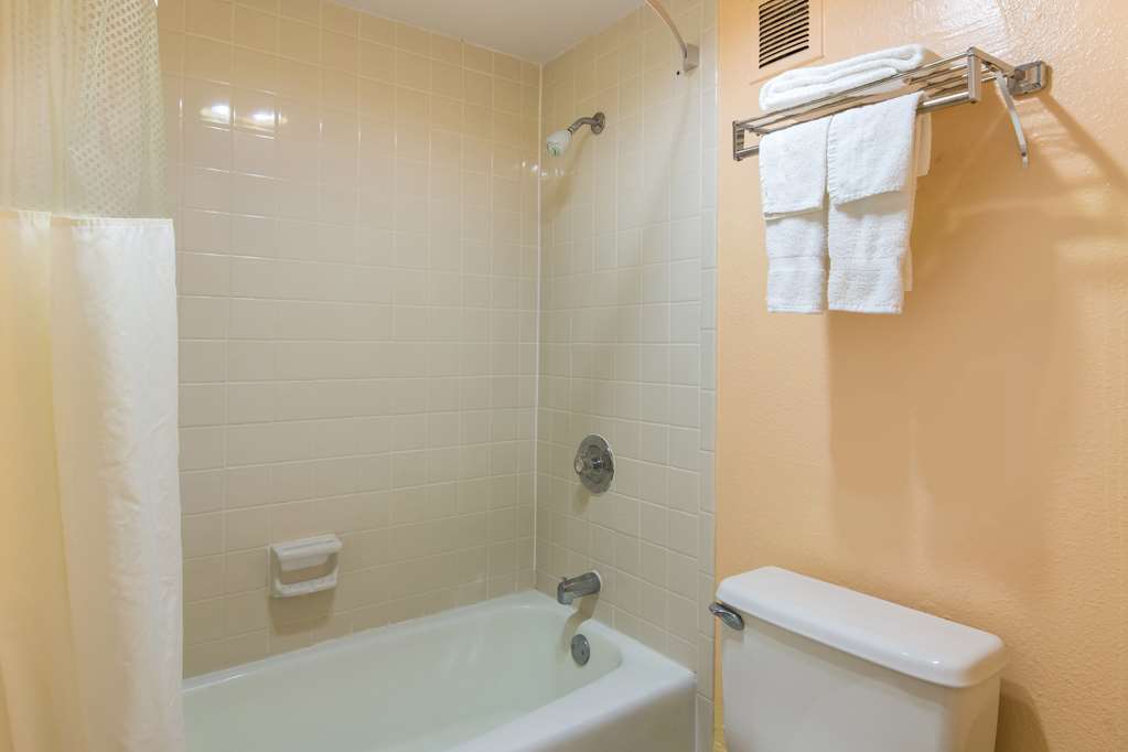 Motel6 Macon GA - photo 19