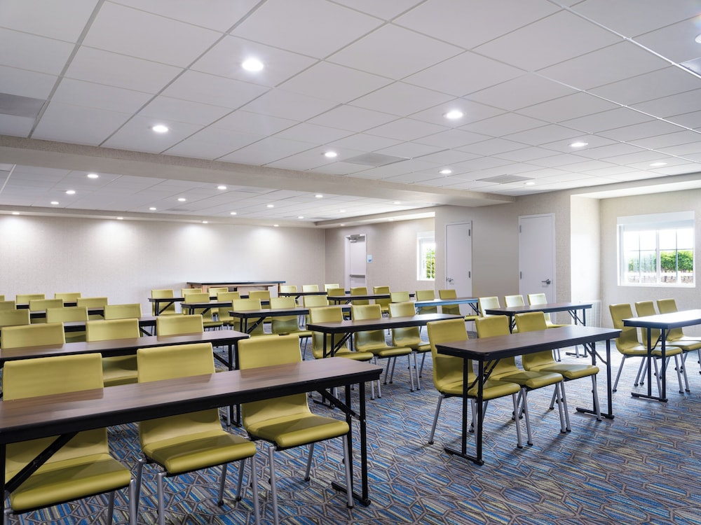 Holiday Inn Express Lodi - photo 35