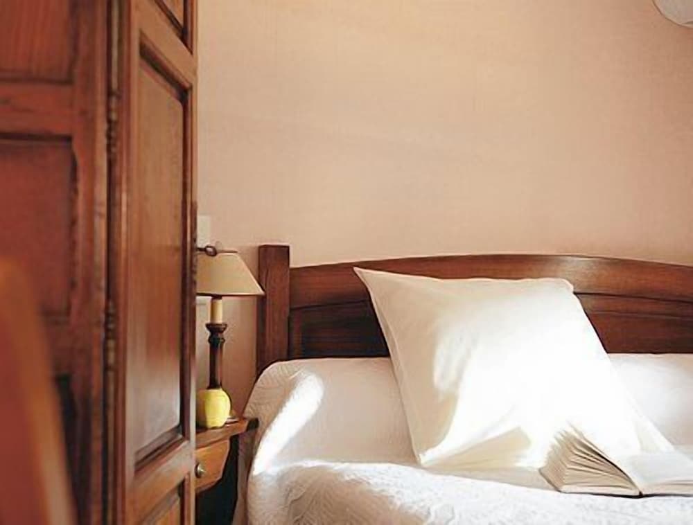 Hôtel Carrer Le Rhien — Ronchamp — photo 5