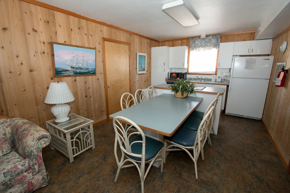Outer Banks Motel - photo 100