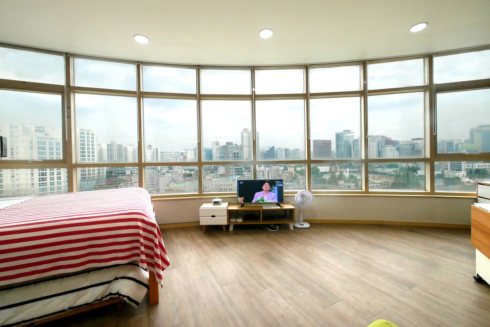 Dandelion 45 - carbon neutral hotel in Seoul
