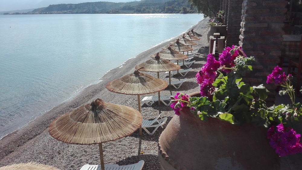 Castella Beach — Kato Achaia — photo 2