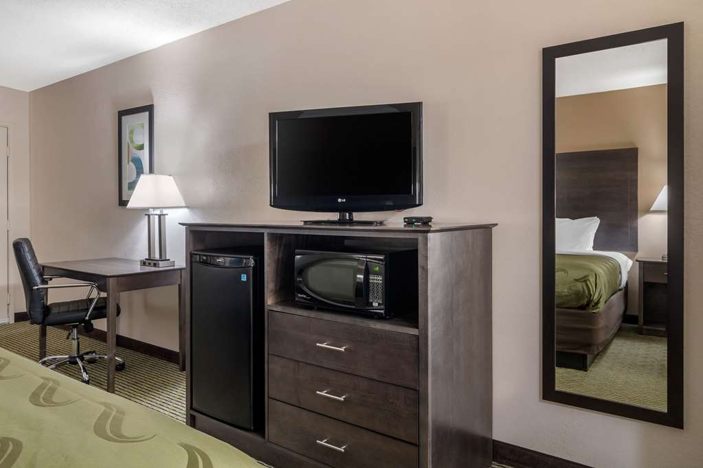 Quality Inn McDonough Atlanta South - photo 15