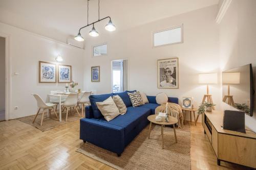 Magnificent 3BR with Balcony by Dohany Synalogue — 4-Star Luxury Hotel in Budapest, Hungary