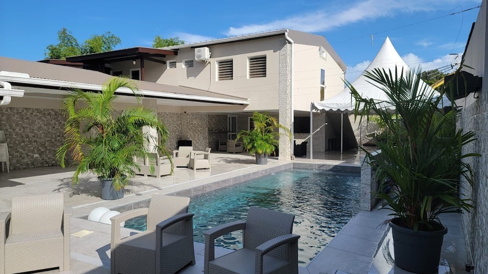 Complex Relax in Kourou, French Guiana