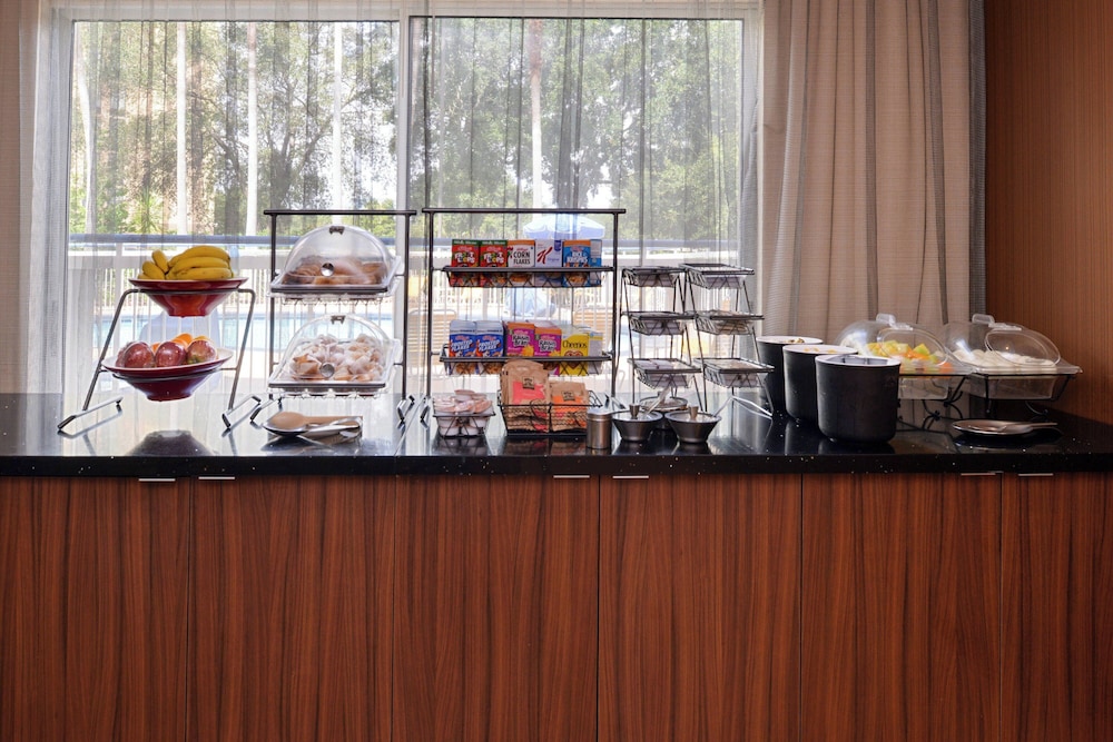 Fairfield Inn By Marriott Orlando Airport - photo 28