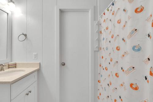 Victorias Seacret by Oak Island Accommodations - photo 29