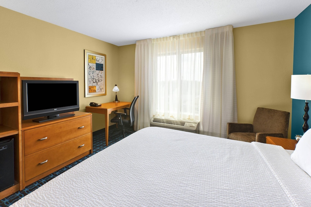 Fairfield Inn & Suites by Marriott Lexington North - photo 8