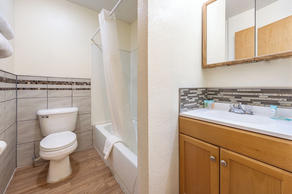 City Center Motel - photo 39