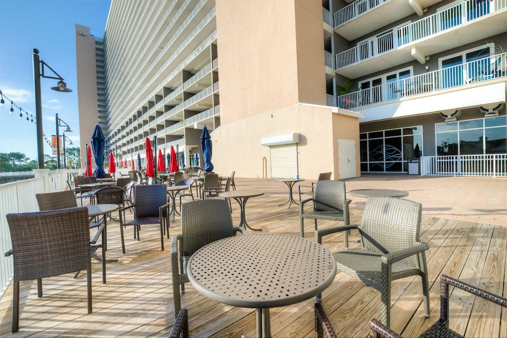Laketown Wharf Resort by Aneliya's Rentals - photo 874