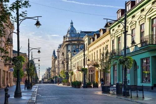 Lumina lovely 2 room apartments with balcony Lodz — 5-Star Luxury Hotel in Lodz, Poland