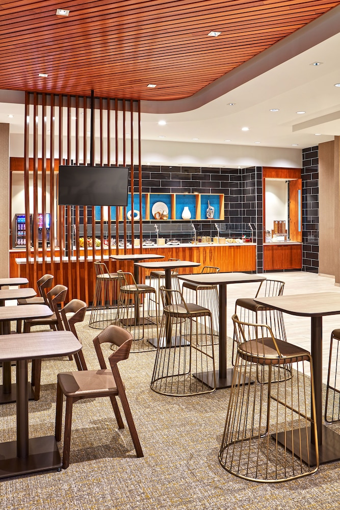 SpringHill Suites by Marriott Los Angeles Downey - photo 21
