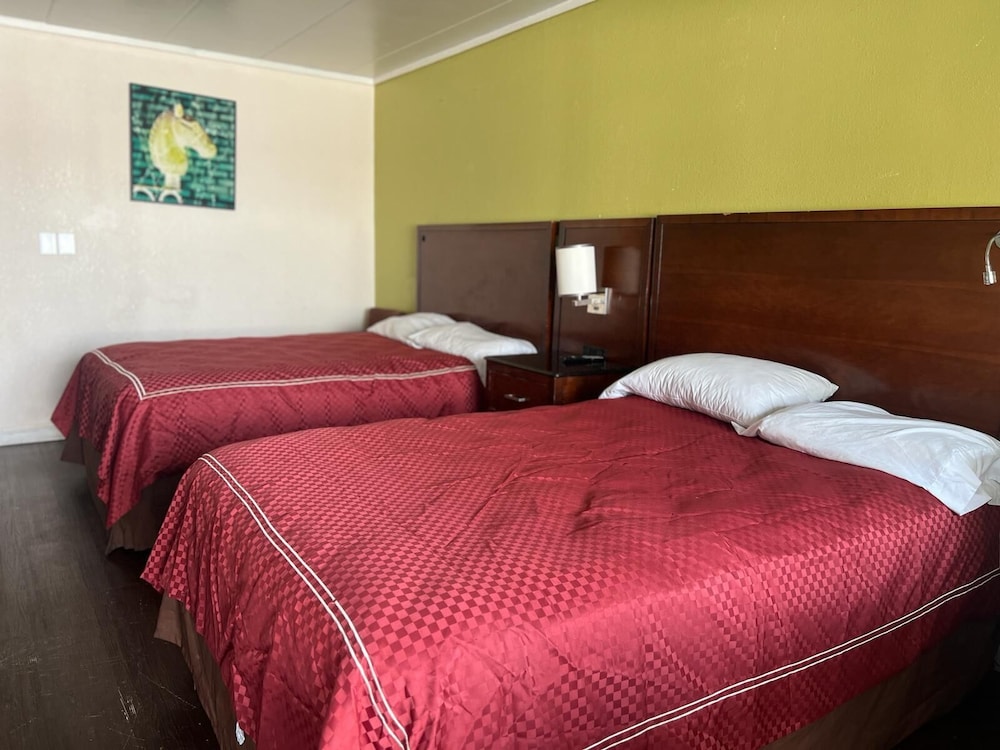 Knights Inn Sandston Near RIC Airport - photo 11