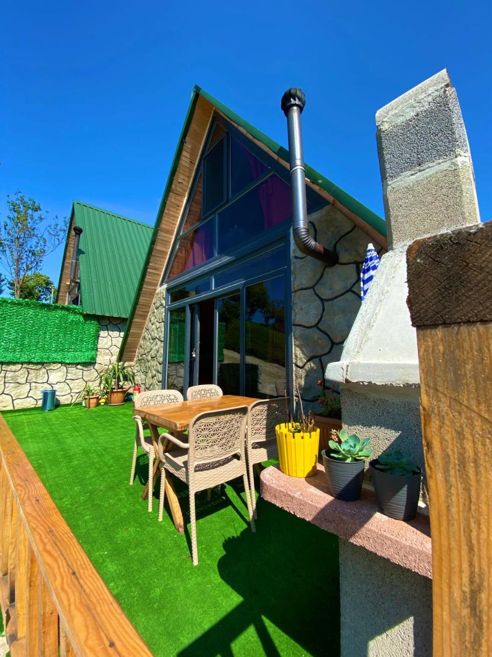 Luxury Bungalow With Barbecue2 — 4-Star Luxury Hotel in Ardesen, Turkey